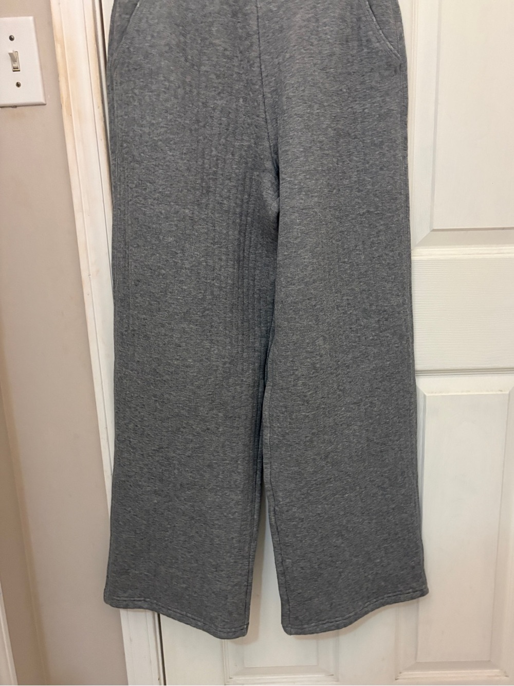 NWT!! Offline by Aerie Coffee Run Trouser Sweatpants in Dark Heather Grey - Picture 9 of 14